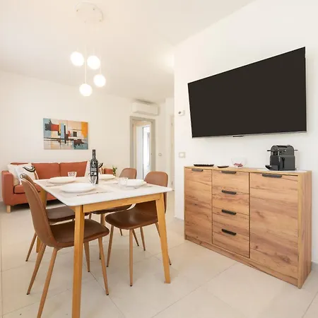Domus Alba Apartman *