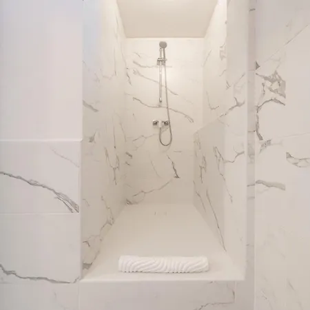 Domus Alba Apartman *